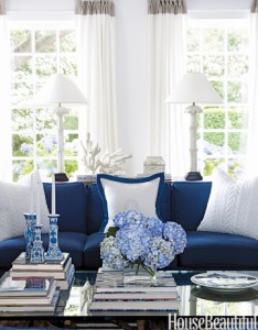 blue-and-white-room-2-234x300